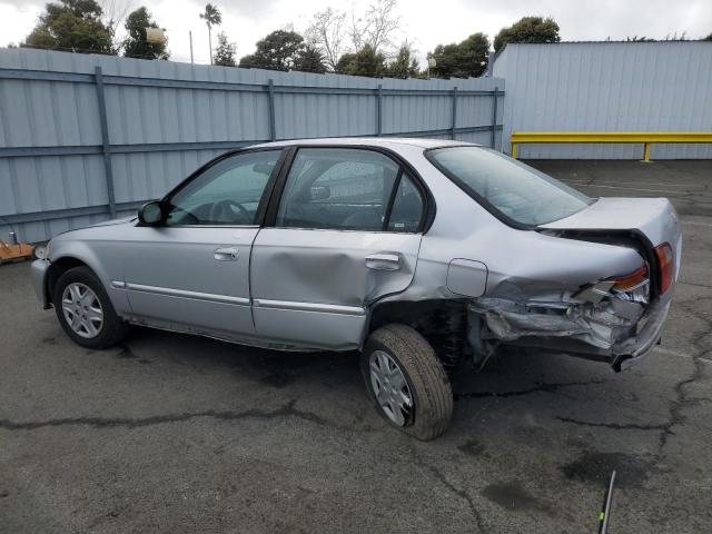 2HGEJ6615XH532339 - 1999 HONDA CIVIC BASE SILVER photo 2