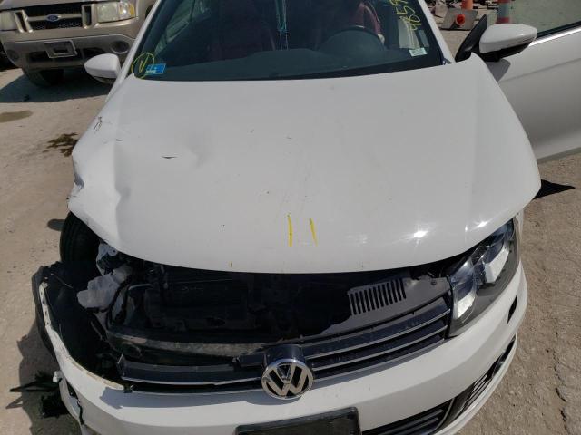 WVWFW8AH8DV001403 - 2013 VOLKSWAGEN EOS LUX 白色 照片 11