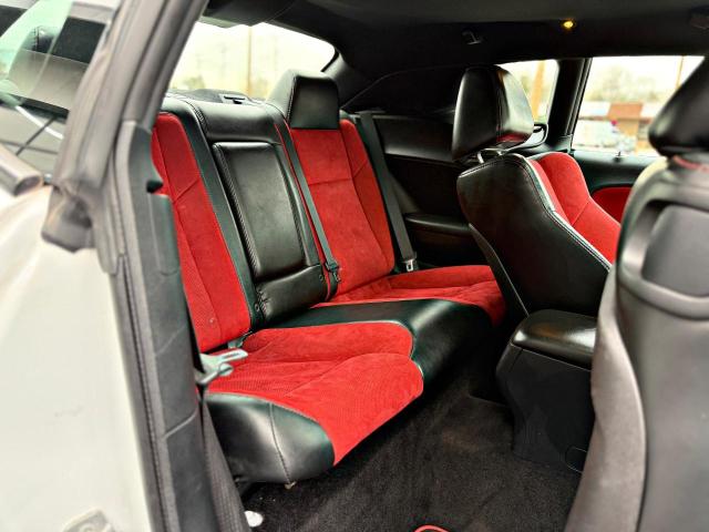 2C3CDZFJ7GH299616 - 2016 DODGE CHALLENGER R/T SCAT PACK WHITE photo 6