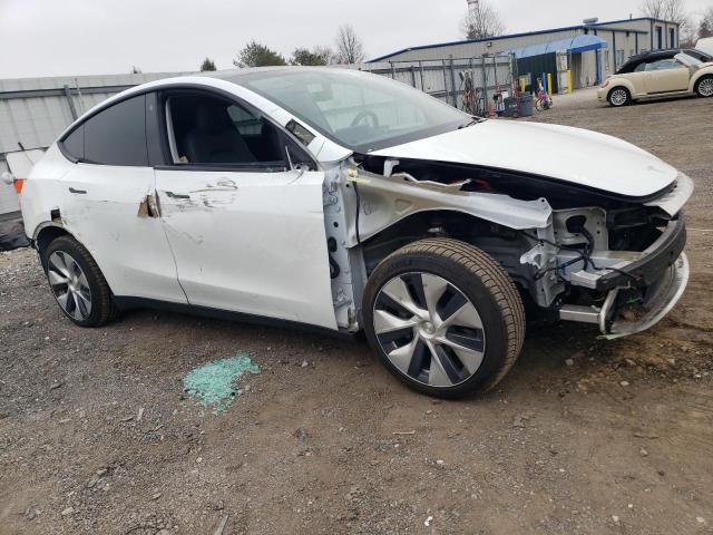 5YJYGDEE5LF035973 - 2020 TESLA MODEL Y WHITE photo 4