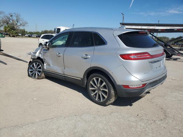 5LMCJ3D94KUL09107 - 2019 LINCOLN MKC RESERVE 银色 照片 2