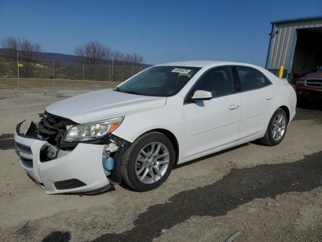 1G11D5SRXDF303686 - 2013 CHEVROLET MALIBU 1LT WHITE photo 1