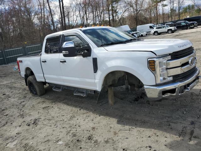 1FT7W2B66KED97598 - 2019 FORD F250 SUPER DUTY WHITE photo 4