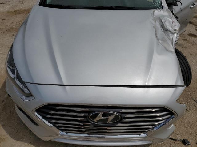 5NPE24AF4KH811056 - 2019 HYUNDAI SONATA SE SILVER photo 11