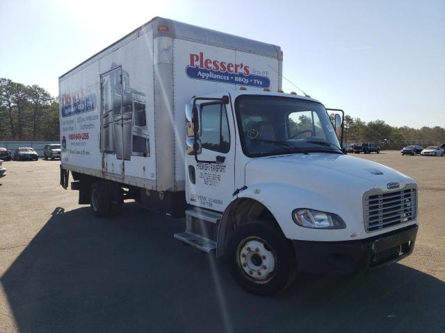 2004 FREIGHTLINER M2 106 MEDIUM DUTY, 