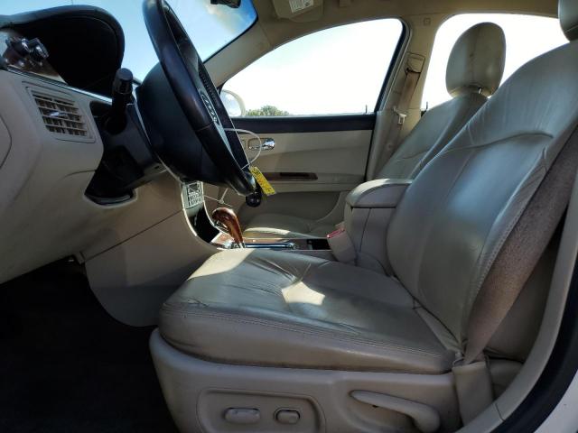 2G4WE537351318932 - 2005 BUICK LACROSSE CXS WHITE photo 7