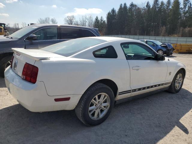 1ZVHT80N095107289 - 2009 FORD MUSTANG WHITE photo 3