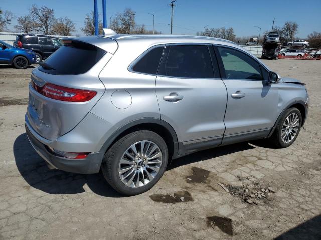 5LMCJ3D99HUL35243 - 2017 LINCOLN MKC RESERVE Gümüş foto 3