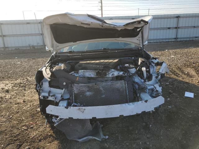 1G4GB5G32FF291821 - 2015 BUICK LACROSSE WHITE photo 5