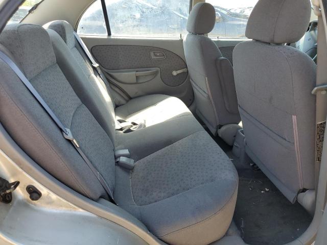 KNADC125746319905 - 2004 KIA RIO SILVER photo 10