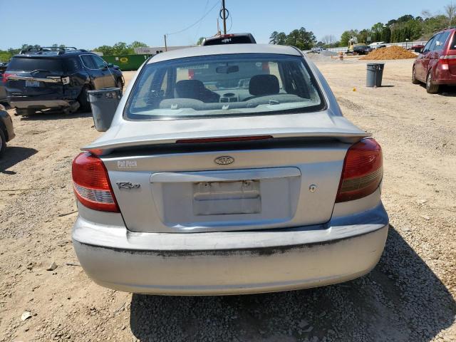 KNADC125746319905 - 2004 KIA RIO SILVER photo 6