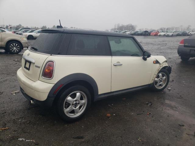 WMWMF3C51ATZ65648 - 2010 MINI COOPER BEIGE photo 3