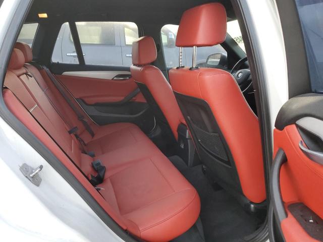 WBAVM5C54FVV94891 - 2015 BMW X1 XDRIVE35I WHITE photo 10