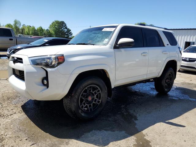 2022 TOYOTA 4RUNNER SR5/SR5 PREMIUM, 