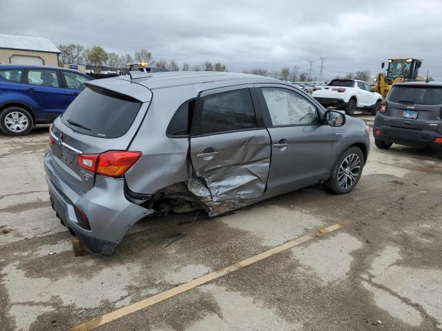 JA4AR3AW0JU014631 - 2018 MITSUBISHI OUTLANDER ES GRAY photo 3