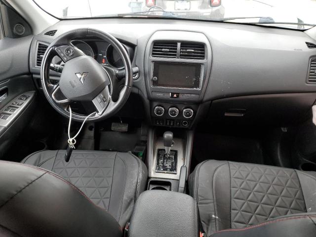 JA4AR3AW0JU014631 - 2018 MITSUBISHI OUTLANDER ES GRAY photo 8