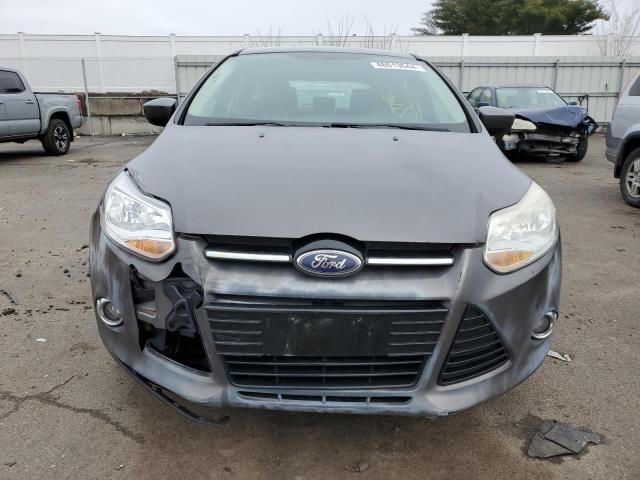 1FAHP3K23CL412677 - 2012 FORD FOCUS SE GRAY photo 5