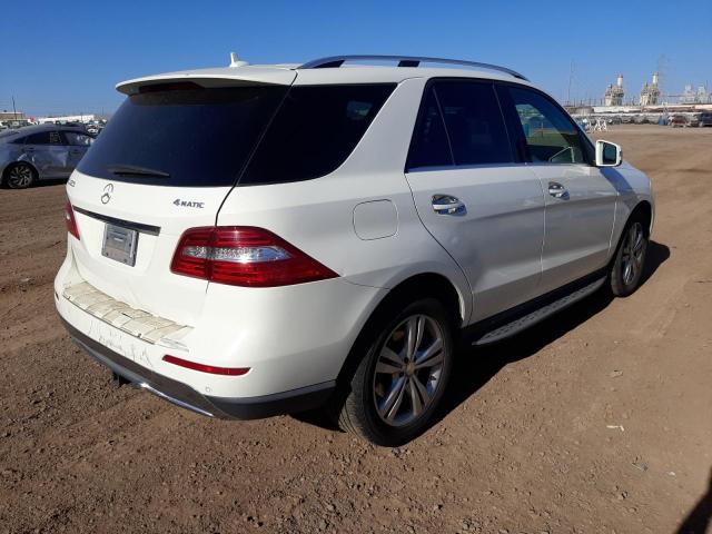 4JGDA5HB8DA196556 - 2013 MERCEDES-BENZ ML 350 4MATIC WHITE photo 3