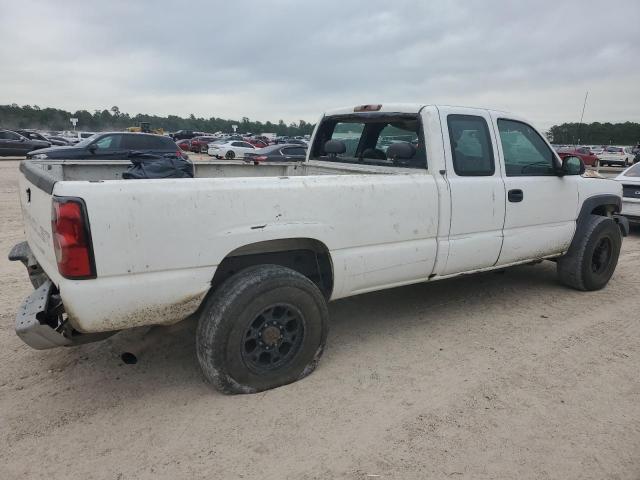 1GCHC29U41E337058 - 2001 CHEVROLET SILVERADO C2500 HEAVY DUTY WHITE photo 3