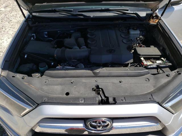 JTEBU5JR5J5545618 - 2018 TOYOTA 4RUNNER SR5/SR5 PREMIUM 银色 照片 12