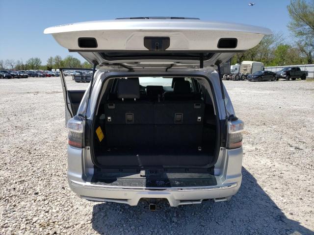 JTEBU5JR5J5545618 - 2018 TOYOTA 4RUNNER SR5/SR5 PREMIUM 银色 照片 6