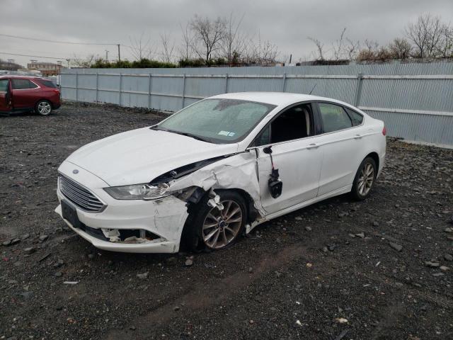 3FA6P0H74HR217673 - 2017 FORD FUSION SE WHITE photo 1