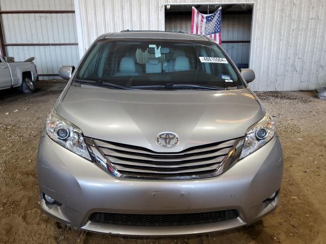 5TDYK3DC8GS756685 - 2016 TOYOTA SIENNA XLE SILVER photo 5