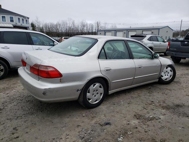 1HGCG1657WA063828 - 1998 HONDA ACCORD EX SILVER photo 3