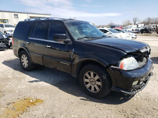 5LMFU28596LJ10278 - 2006 LINCOLN NAVIGATOR შავი ფოტო 4