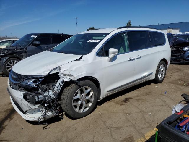 2C4RC1BG9HR654964 - 2017 CHRYSLER PACIFICA TOURING L WHITE photo 1