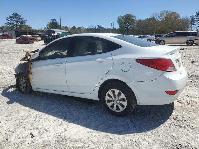 KMHCT4AE2GU949750 - 2016 HYUNDAI ACCENT SE WHITE photo 2