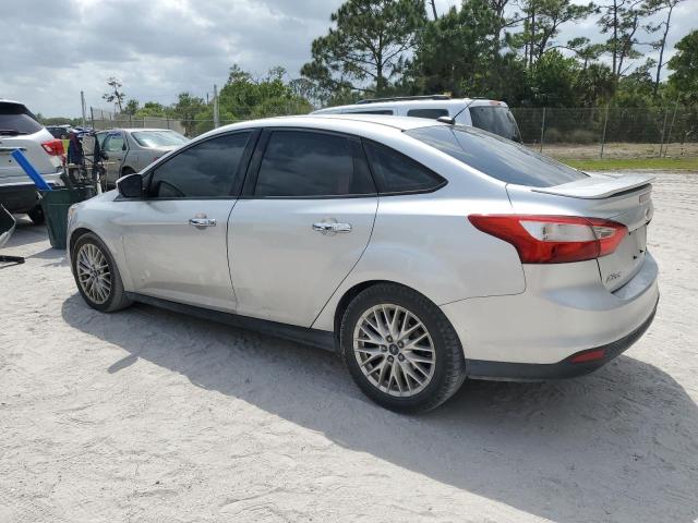 1FADP3F29DL211733 - 2013 FORD FOCUS SE SILVER photo 2