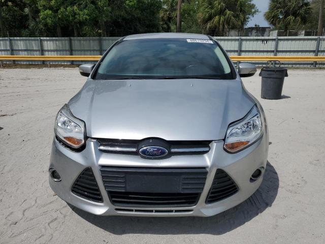 1FADP3F29DL211733 - 2013 FORD FOCUS SE SILVER photo 5