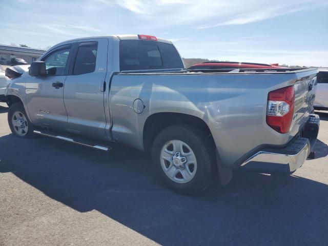 5TFUM5F18GX069149 - 2016 TOYOTA TUNDRA DOUBLE CAB SR/SR5 SILVER photo 2