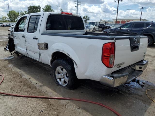 1N6AD0FR9AC403776 - 2010 NISSAN FRONTIER CREW CAB SE WHITE photo 2