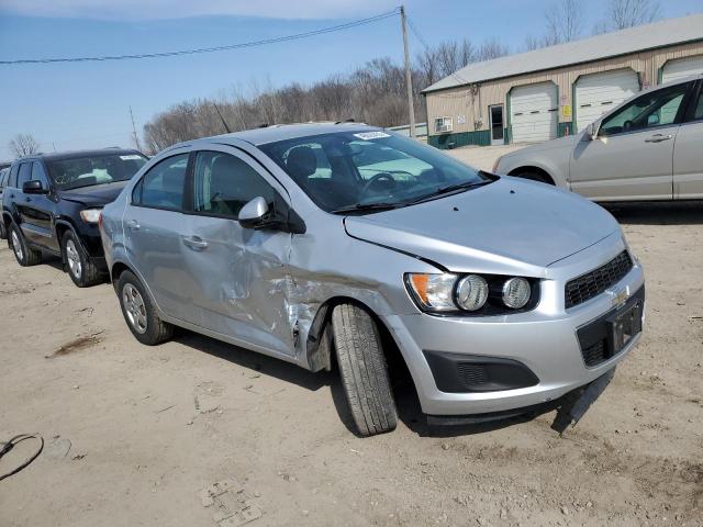 1G1JA5SH4E4213821 - 2014 CHEVROLET SONIC LS SILVER photo 4
