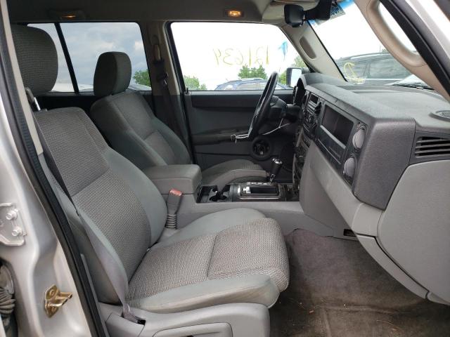 1J8HG48NX6C275185 - 2006 JEEP COMMANDER 银色 照片 5