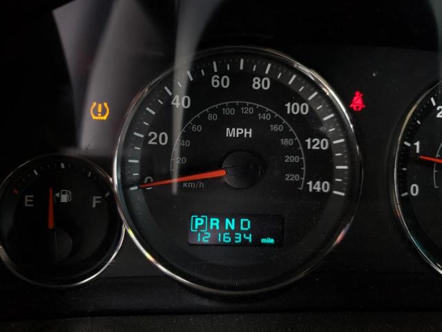 1J8HG48NX6C275185 - 2006 JEEP COMMANDER 银色 照片 8