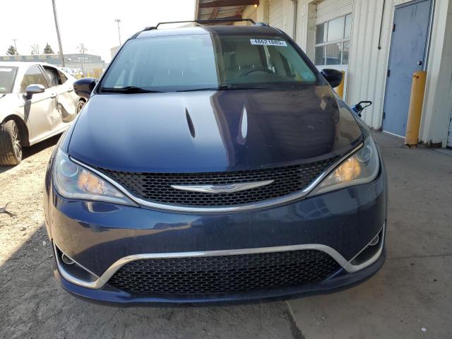 2C4RC1EG8HR778218 - 2017 CHRYSLER PACIFICA TOURING L PLUS BLUE photo 5