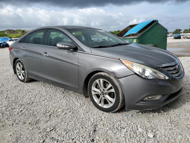 5NPEC4AC3DH620542 - 2013 HYUNDAI SONATA SE CHARCOAL photo 4