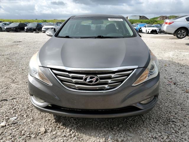 5NPEC4AC3DH620542 - 2013 HYUNDAI SONATA SE CHARCOAL photo 5