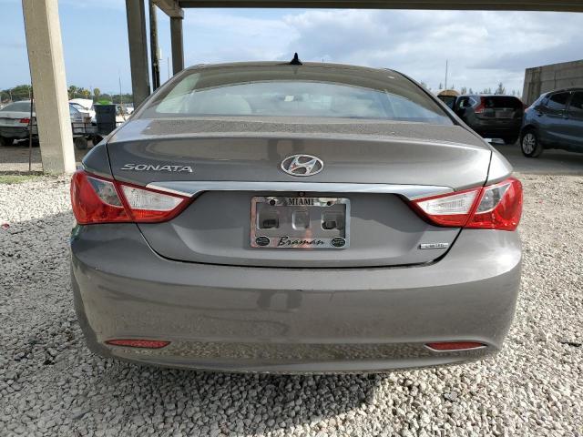 5NPEC4AC3DH620542 - 2013 HYUNDAI SONATA SE CHARCOAL photo 6