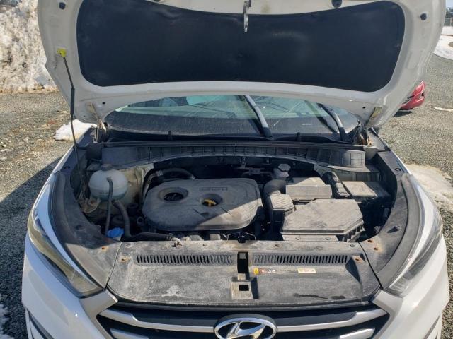 KM8J2CA47HU502599 - 2017 HYUNDAI TUCSON SE WHITE photo 7