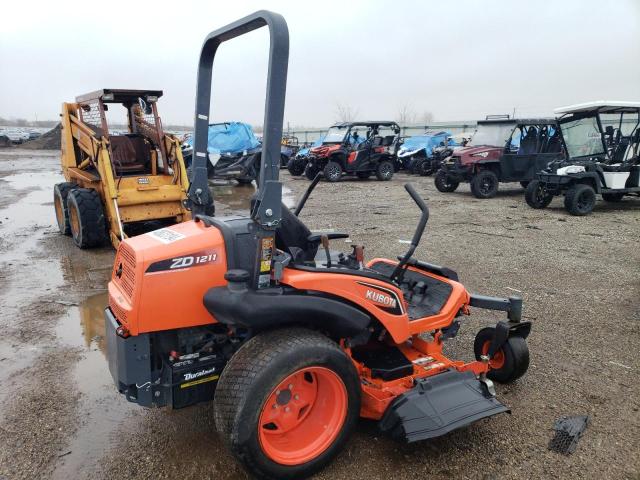 10093 - 2018 KUTA TRACTOR ORANGE photo 4