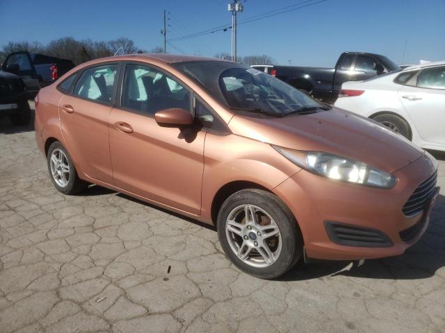 3FADP4BJ9HM130755 - 2017 FORD FIESTA SE ORANGE photo 4