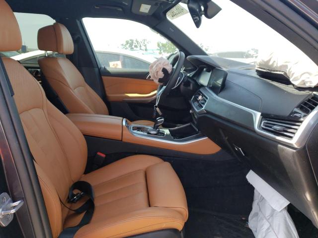 5UXCR6C00M9D95821 - 2021 BMW X5 XDRIVE40I GRAY photo 5