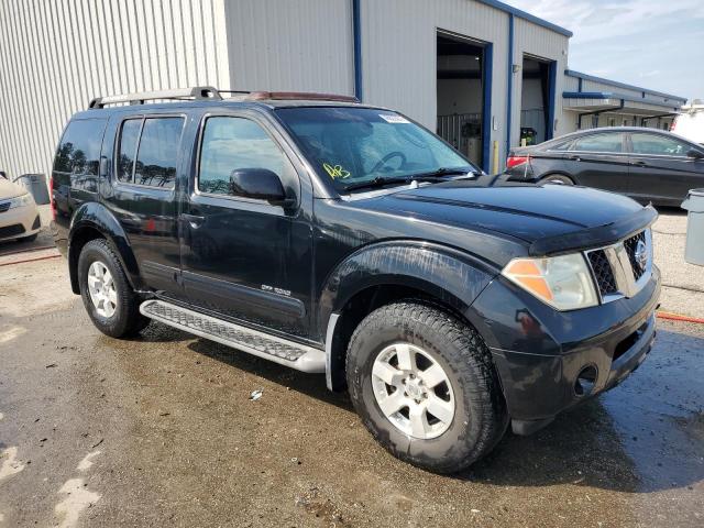 5N1AR18W55C746020 - 2005 NISSAN PATHFINDER LE 黑色 照片 4