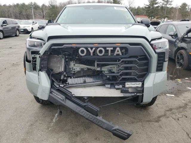 5TFPC5DB0NX005826 - 2022 TOYOTA TUNDRA CREWMAX LIMITED GRAY photo 5