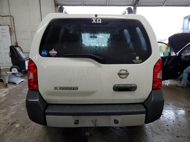 5N1AN0NUXFN664203 - 2015 NISSAN XTERRA X WHITE photo 6