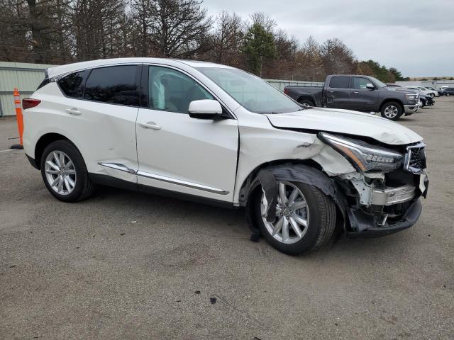 5J8TC2H31KL034580 - 2019 ACURA RDX WHITE photo 4